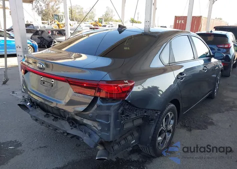 2019 Kia Forte Lxs из США, поврежденный, VIN 3KPF24AD3KE082068